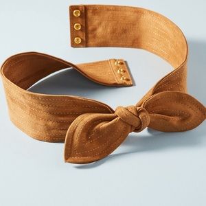 Suede bow belt